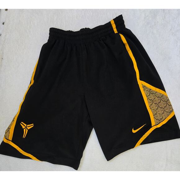 Vintage Kobe Bryant Black Mamba Nike Dri-Fit Basketball Shorts size Small - Picture 1 of 6